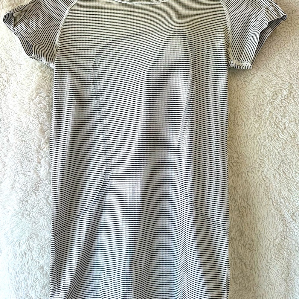 Lululemon Swifty size 4